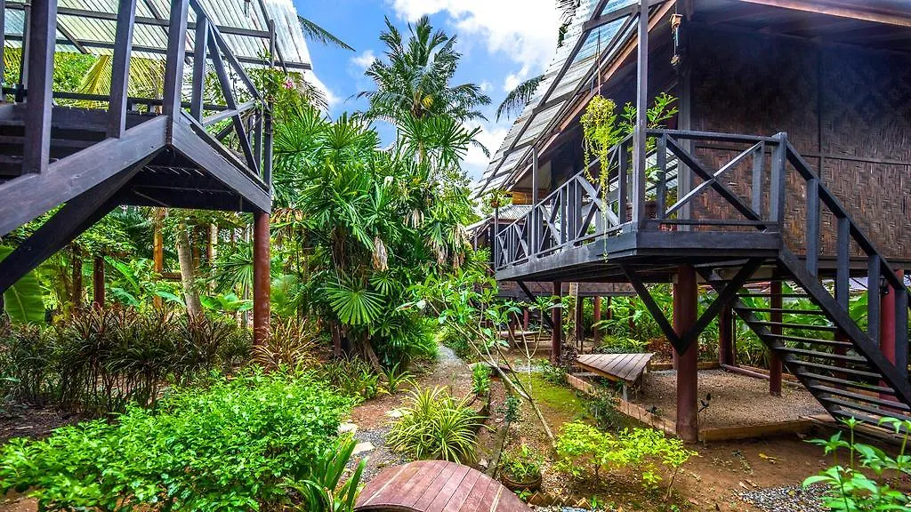Fruit Tree Lodge Koh Lanta